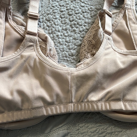 Playtex Front Clasp Lace Trim Full Coverage Underwire Bra 40DDD Nude Beige - Picture 6 of 7